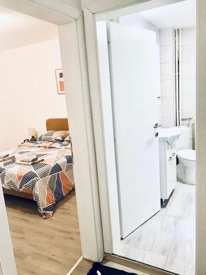 Regina'S Modern Apartment2 Üsküp Dış mekan fotoğraf