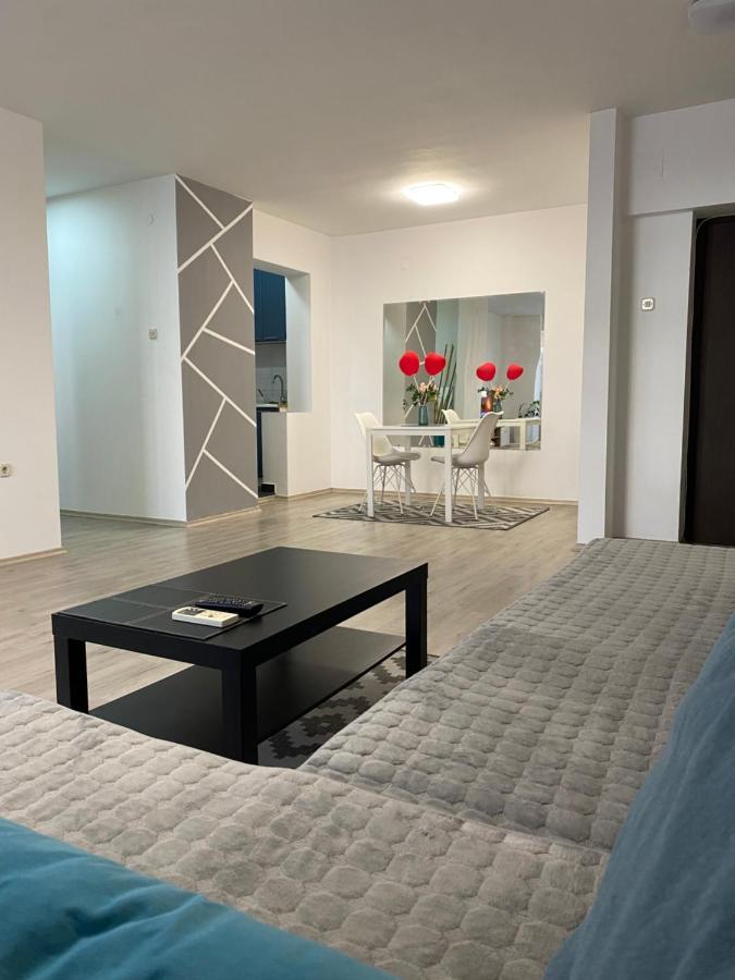 Regina'S Modern Apartment2 Üsküp Dış mekan fotoğraf
